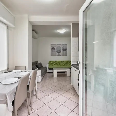 Marila 5, A Due Passi Dal Mare Lido di Jesolo